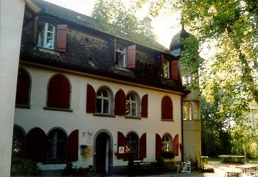 The Youth Hostel in Schaffhausen (photo by Erik Wannee)